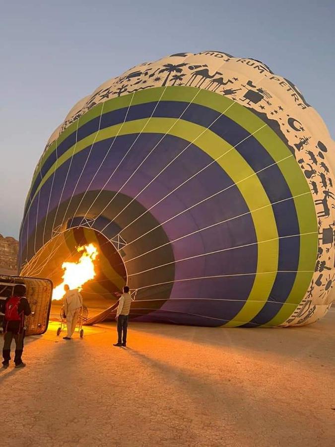 Wadi Rum Bubble Tent & Bedouin Style Esterno foto