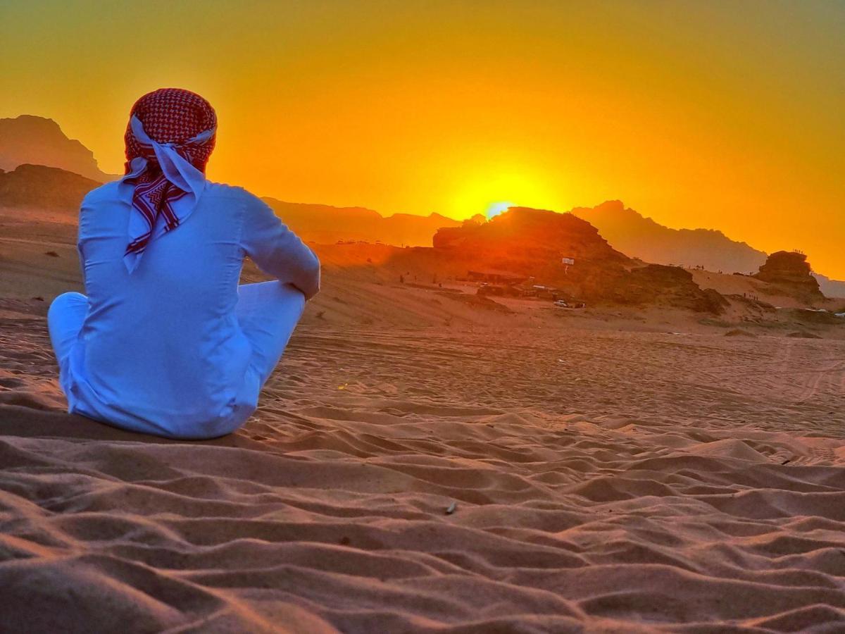 Wadi Rum Bubble Tent & Bedouin Style Esterno foto