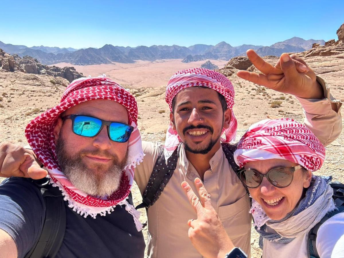 Wadi Rum Bubble Tent & Bedouin Style Esterno foto